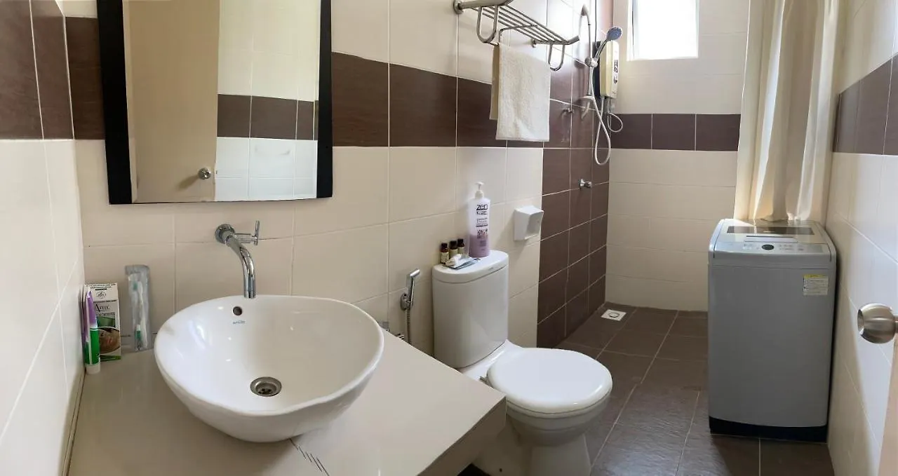 Homestay 3 Rooms Suite Apartment 8-10Pax At Amari Villa Bukit Katil, Ayer Keroh Melaka 0*, Malacca