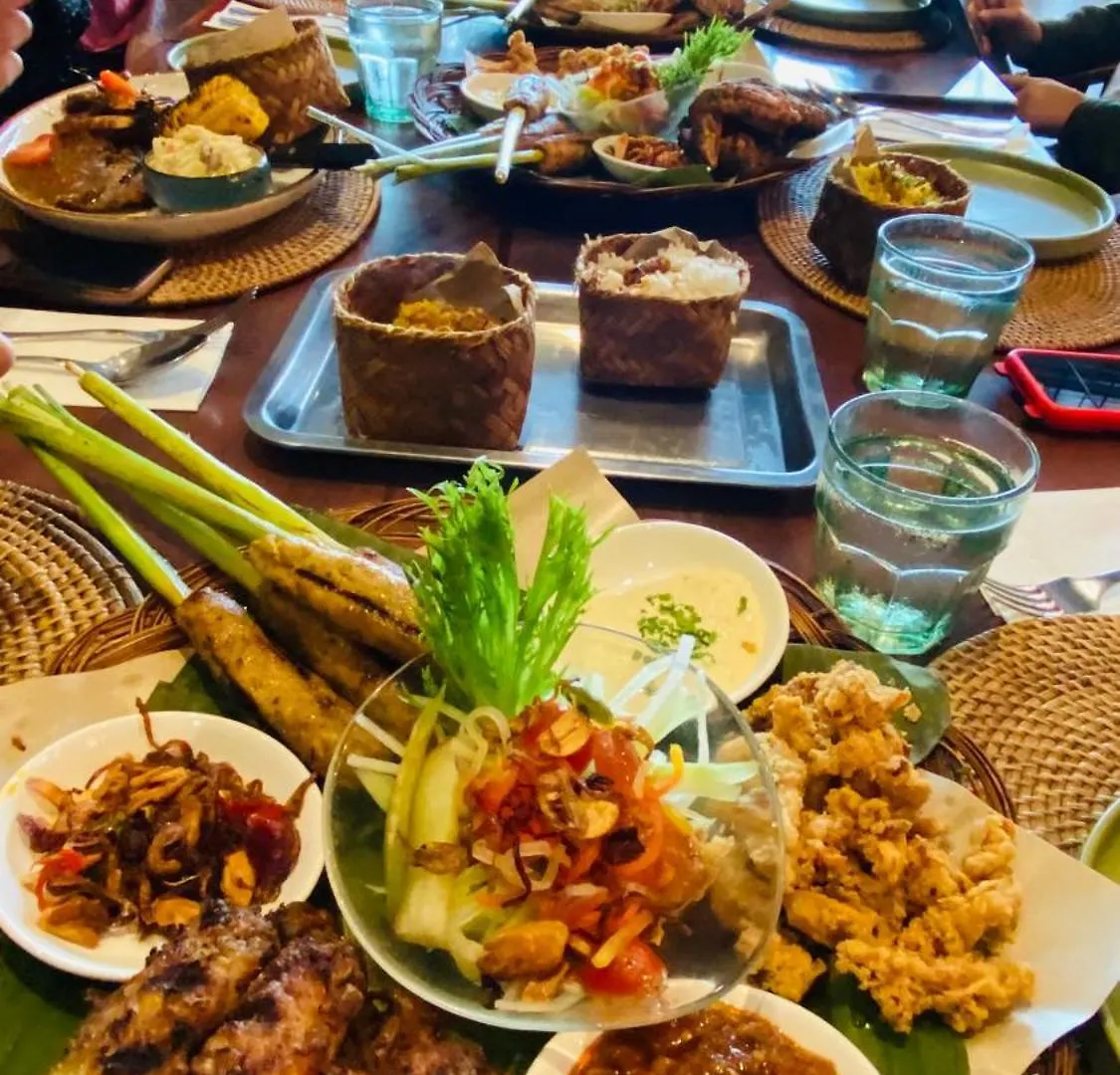 Homestay 3 Rooms Suite Apartment 8-10Pax At Amari Villa Bukit Katil, Ayer Keroh Melaka